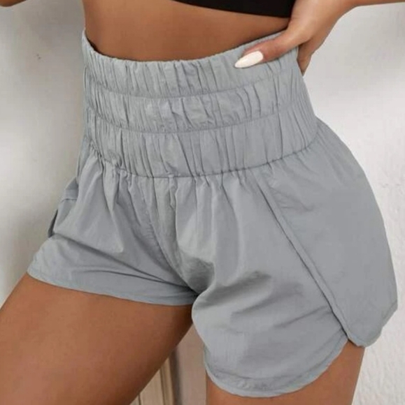 Athletic high waist shorts in light grey size S - Picture 5 of 9